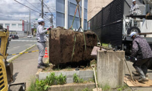 看板撤去工事（岩手県盛岡市）